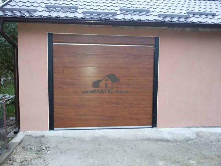 Sekciona garažna vrata