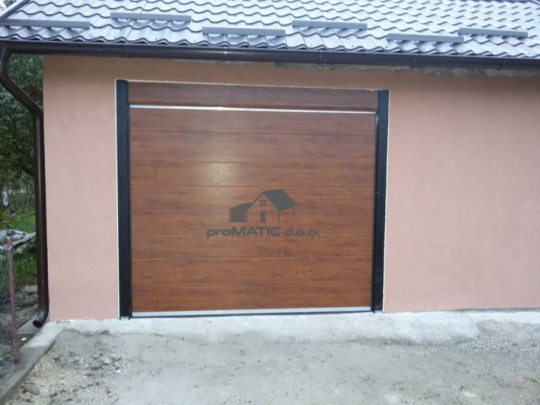 Sekciona garažna vrata